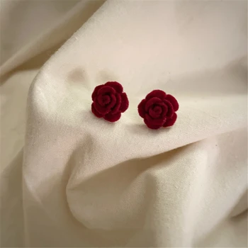 Novi Retro Elegantno Vino Rdeče Rose Cvet Nekosmičena, Plišastih Stud Uhani Za Ženske Preprosto Zimske Pravljice Lepoto Uhan Korejski Nakit